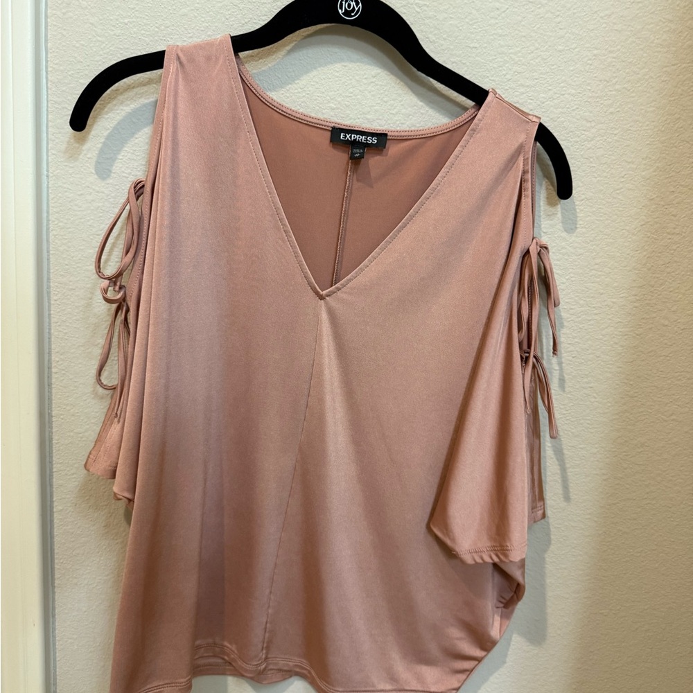 Express Women's Blush Cold Shoulder Blouse